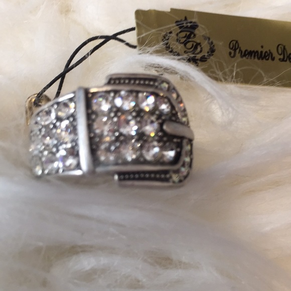 Stunning Buckle Up Ring!! - Picture 2 of 4